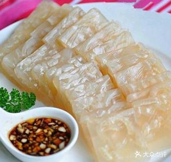 老地方铁锅炖东北菜馆