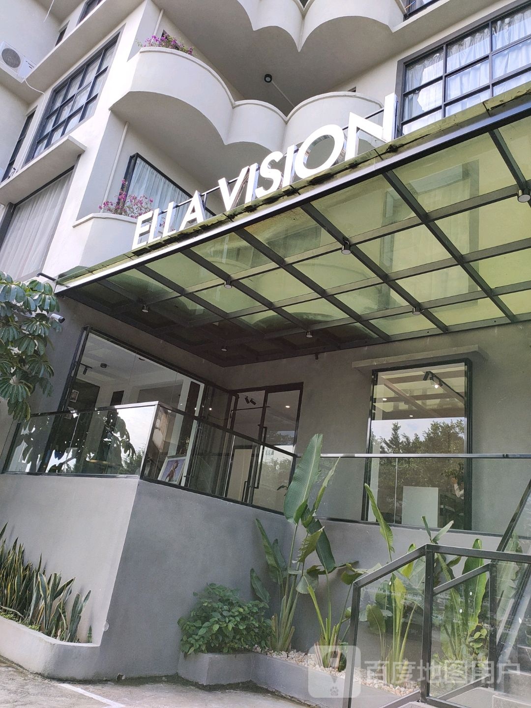 ELLA+VISION