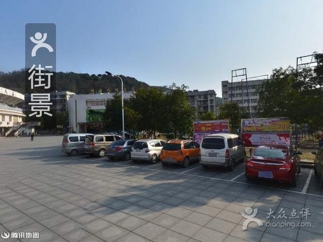 湖南省湘西土家族苗族自治州吉首市第六小学附近