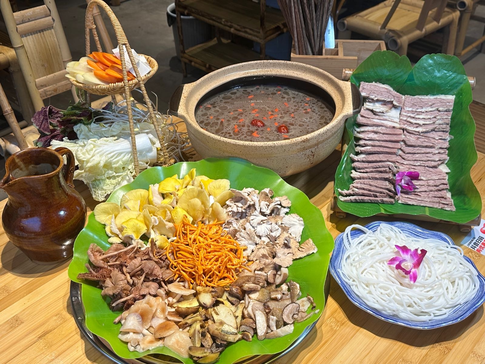 苍峰清真野生菌火锅(丽江古城大水车店)