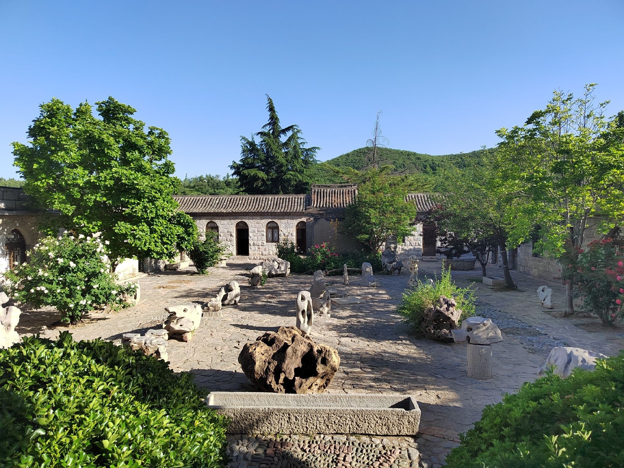 井陉县于家石头村