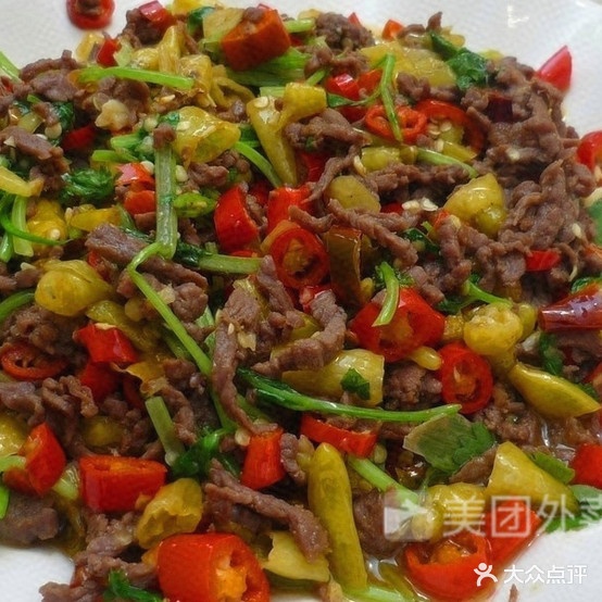 湘辣青湘菜馆(学兴路店)
