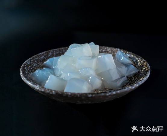 艾雪后皇(育才路店)