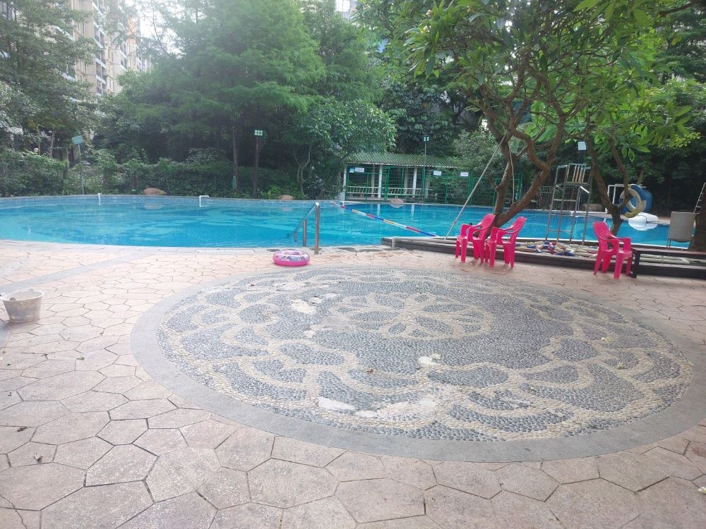 锦绣江南小区游泳池
