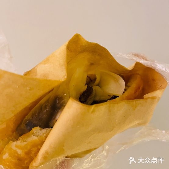 周氏油饼包烧麦重油烧麦(大智路店)