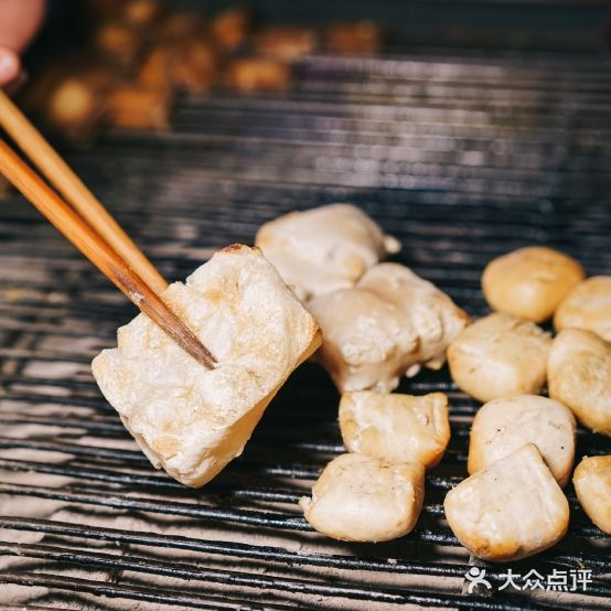 梨花尖小吃店