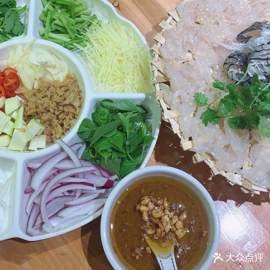 鸟龙刺身馆·潮山鱼生·海鲜