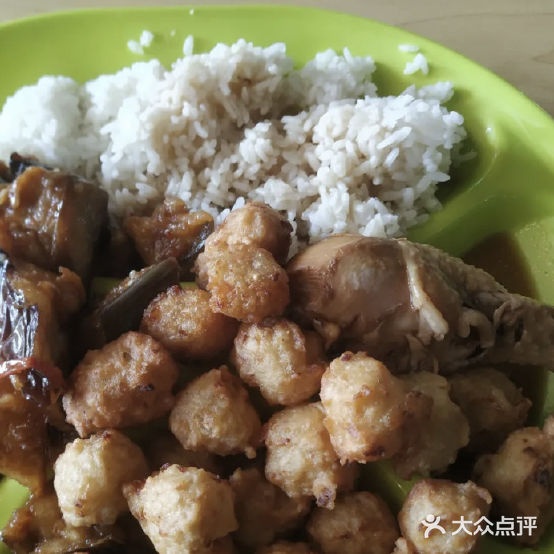 济宁学院餐厅