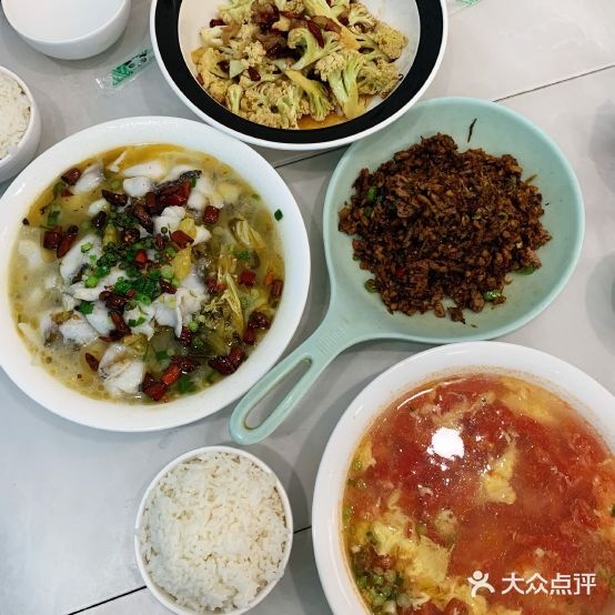 媚啮湘氟锅地儿焖饭