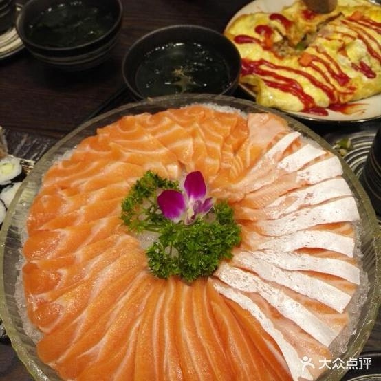 一极鲜挪威三文鱼料理店(沙井店)