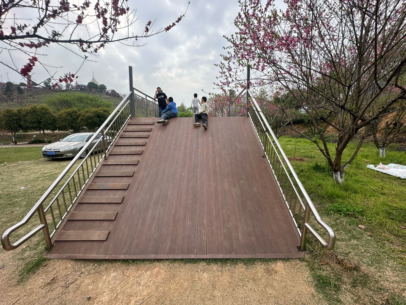 桃花谷