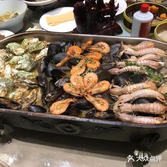 海蓝风大饭店渔歌舫