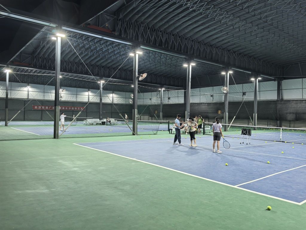 一见网球·凤羽