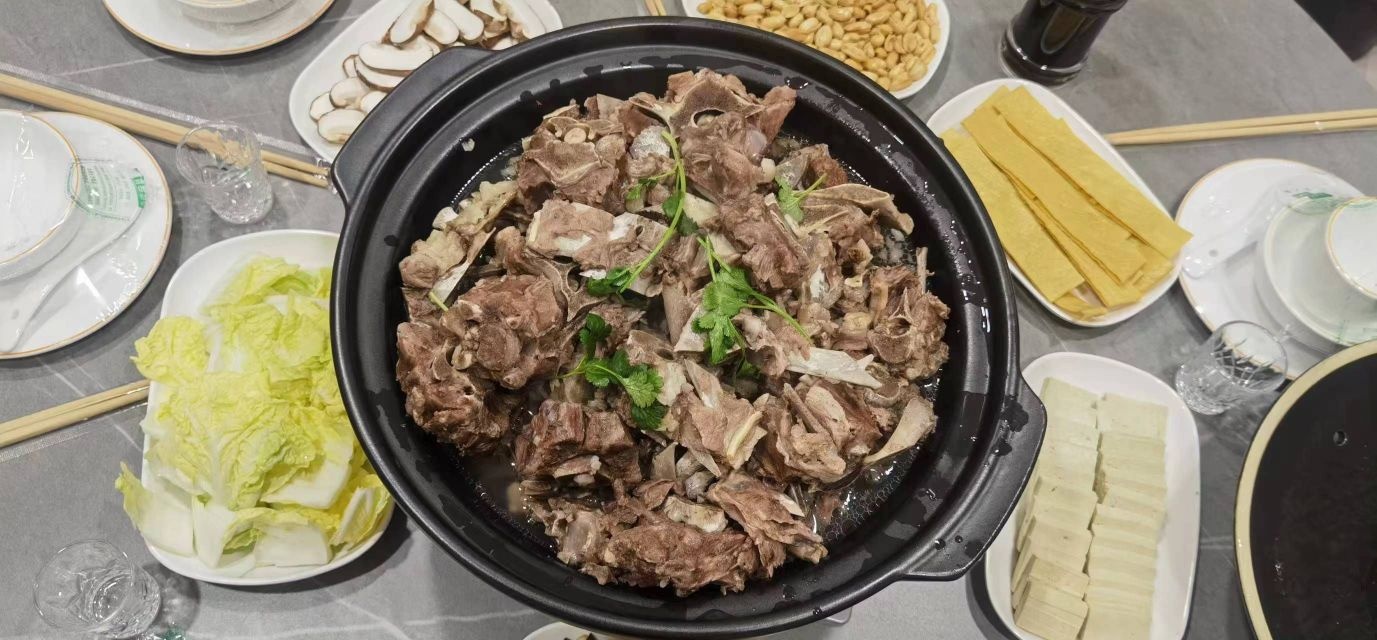 清真回宝斋(鑫四海花园店)