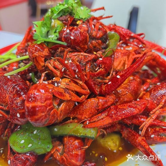 三食季·龙虾烧烤店(定安中路店)