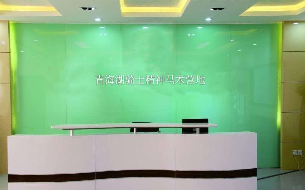 青海湖骑士精神马术营地