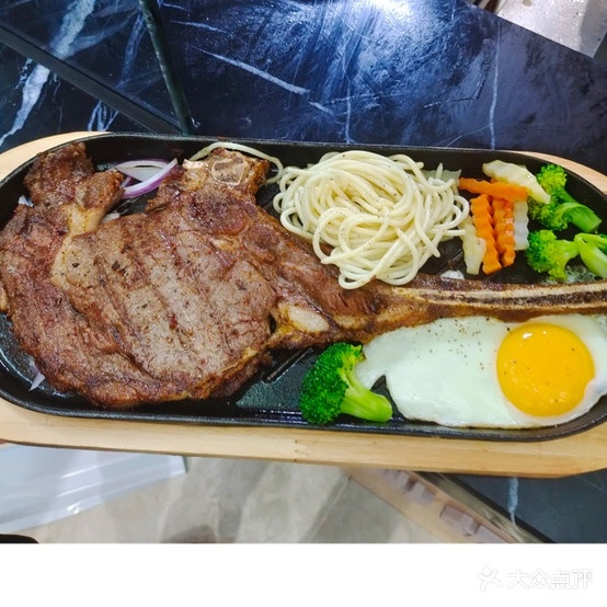 火奋奋街头牛肉(衡东店)