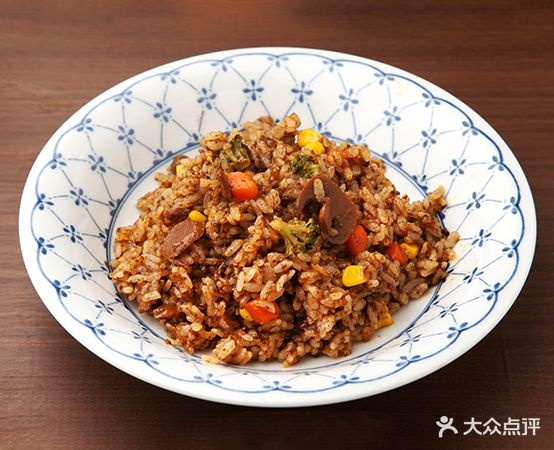 找小姐唯客多餐厅