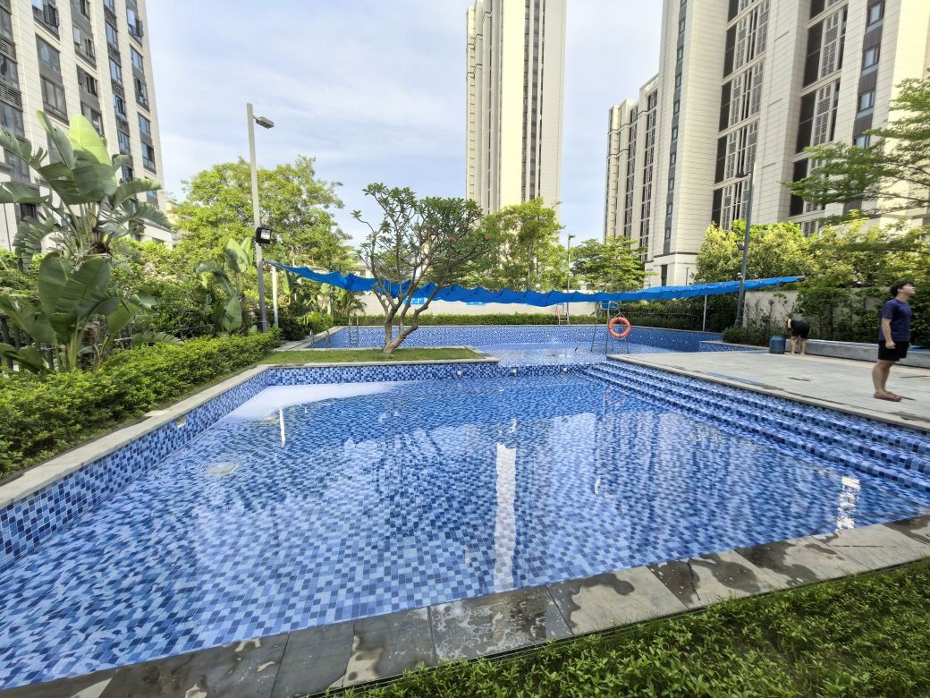 九号公馆游泳池