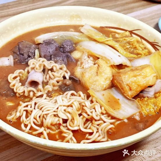 师院东门沙茶面(建元店)