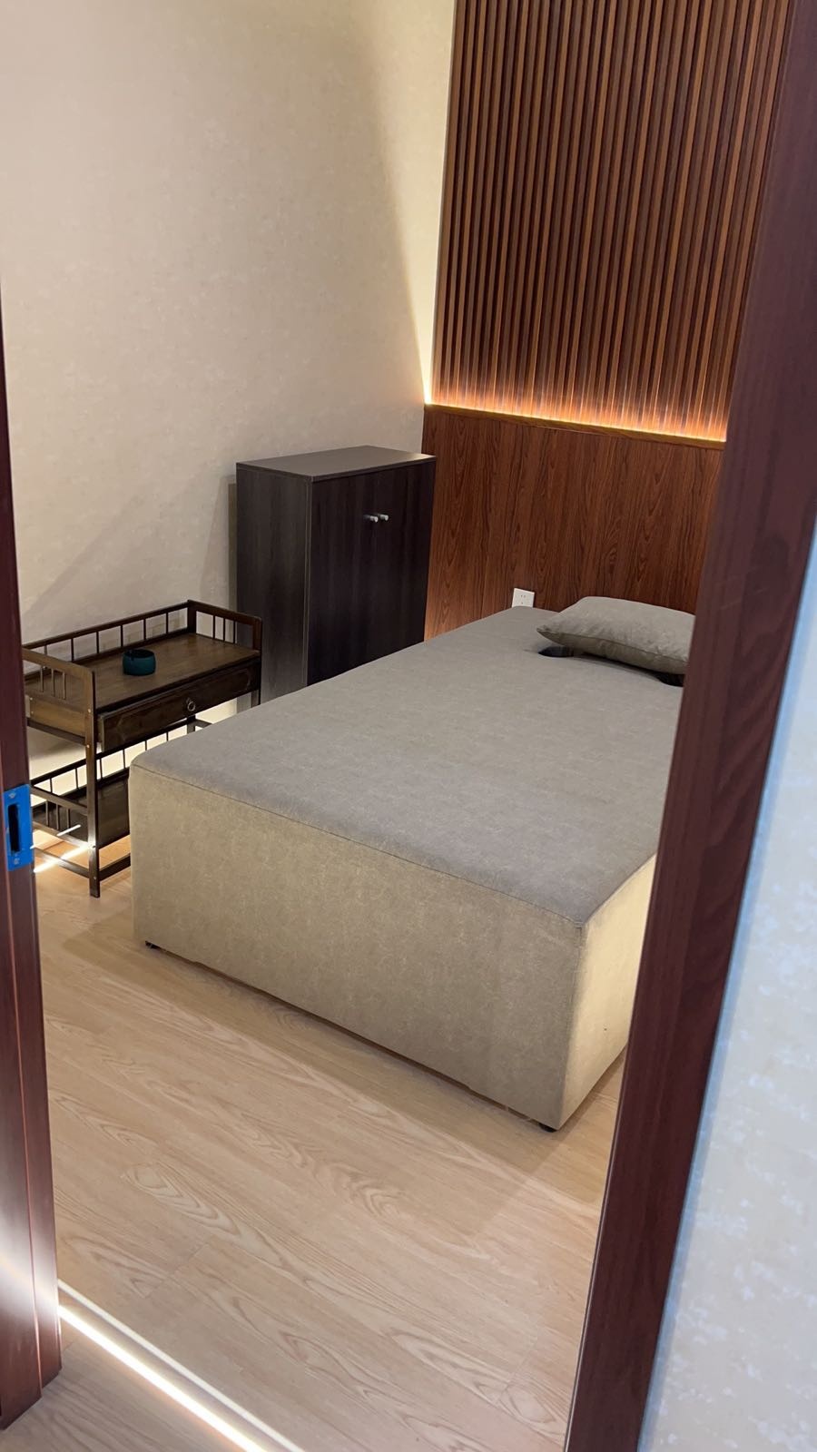镜花悦休闲足疗SPA