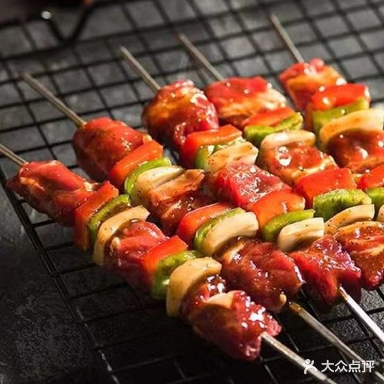小鲜肉烤串屋の烤烧叔叔(牛庄洪文店)