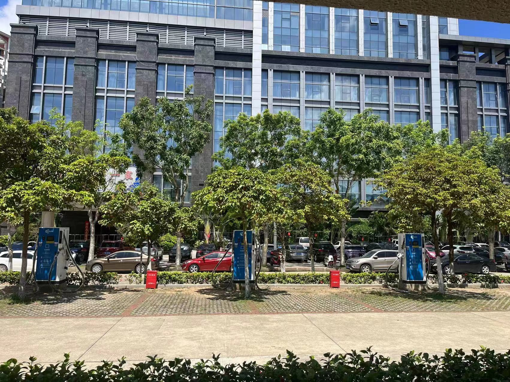 滴滴充电充电站(中科快充万宁多功能充电站)