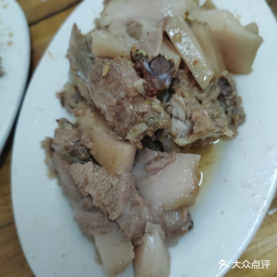 阿三乳猪店