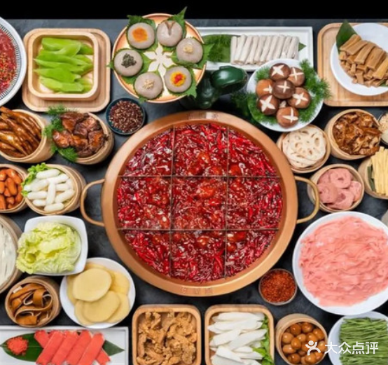 余记重庆土火锅(香芒路店)