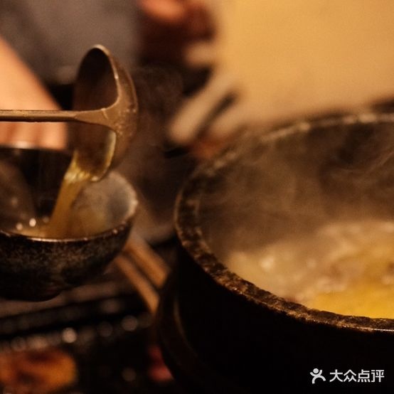 云子石锅·围炉火唐餐厅