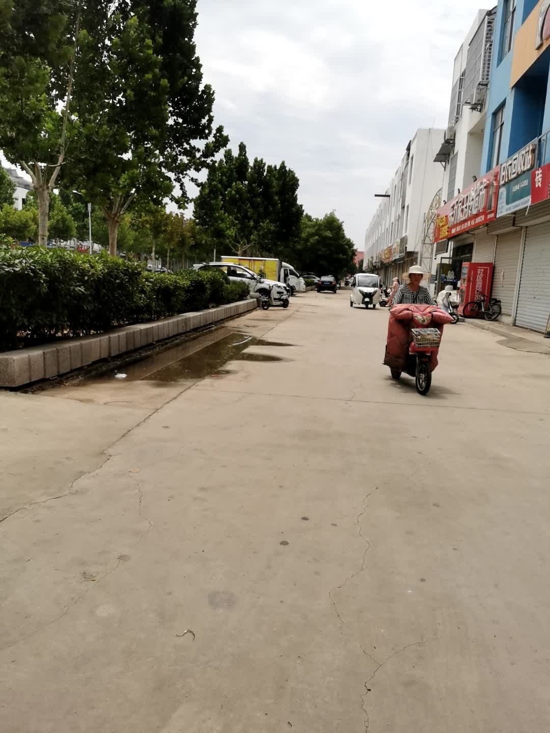 顺发旧衣回收站