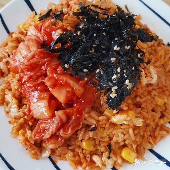 小酒窝美食屋。