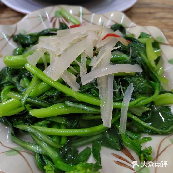 镇兴美食