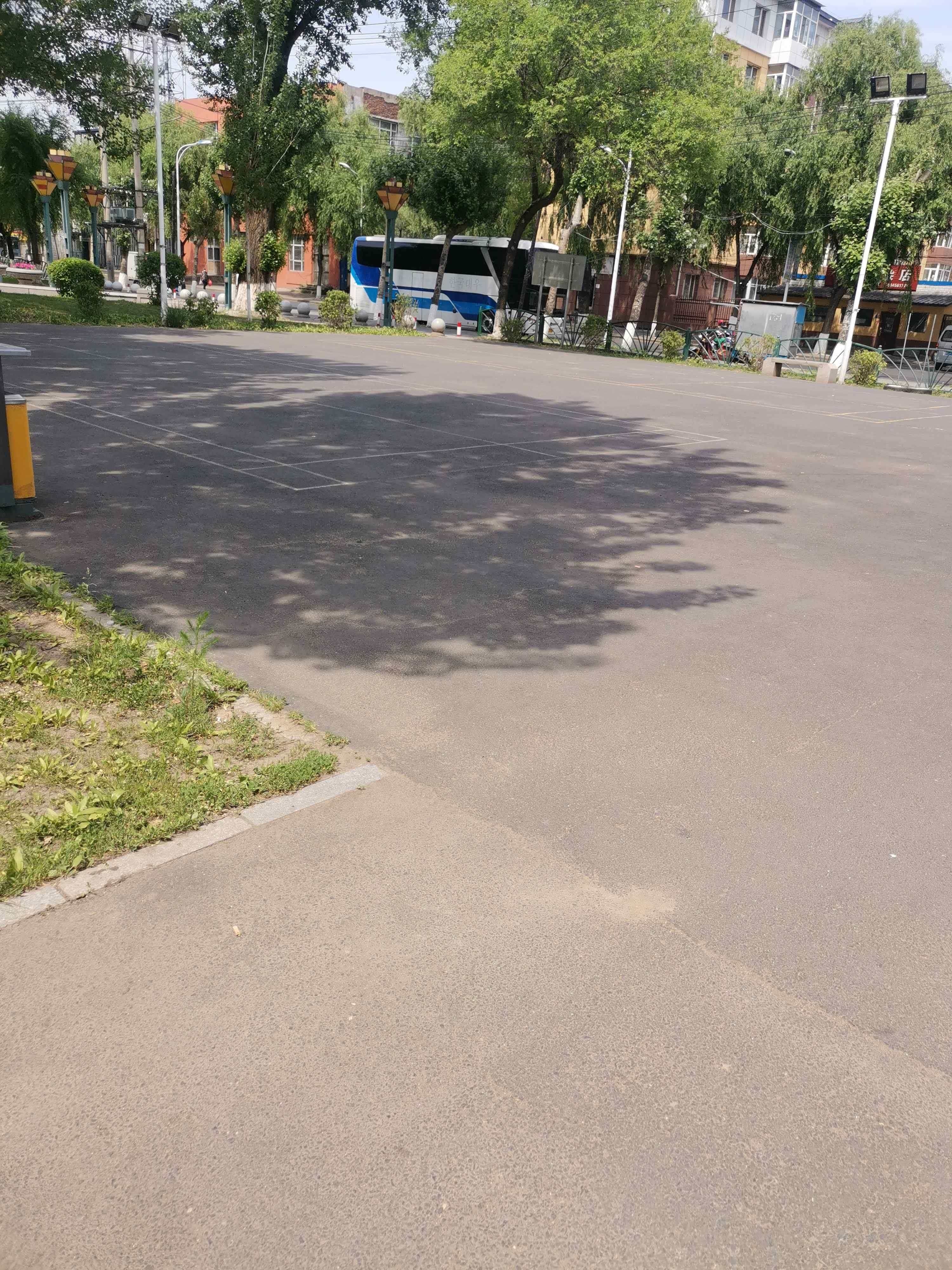 儿童公园-羽毛球场