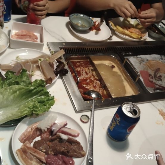 巨惠捞自助烤肉火锅美食百汇(龙江联星广场店)