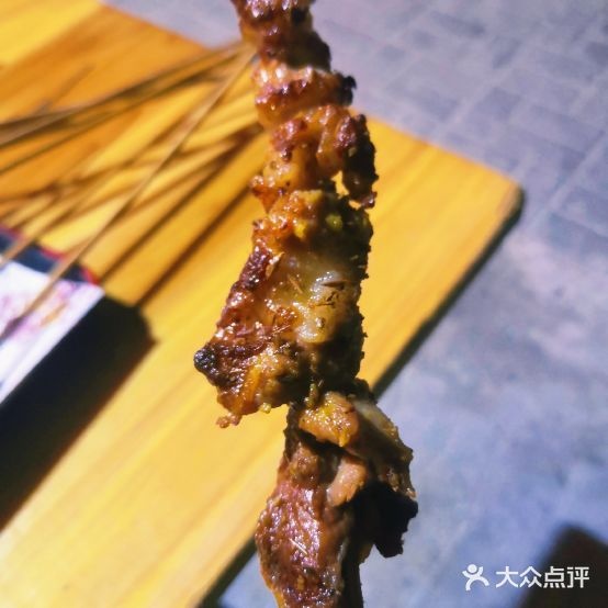 新疆美味羊肉烧烤