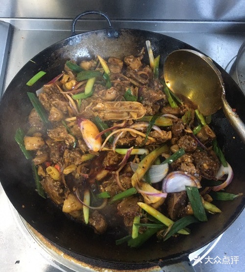 菜茗湘干锅牛肉(清真美食一条街店)