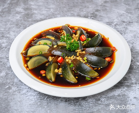 老村庄铁锅炖(中粮·鸿云坊店)