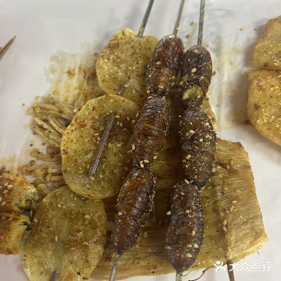 烤霸正宗东北烧烤(大朗分店)