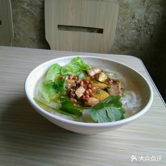 梁记龙州鸡肉粉(新民店)