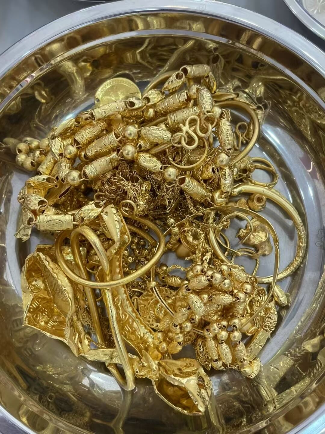 自贡黄金回收七朵银饰店