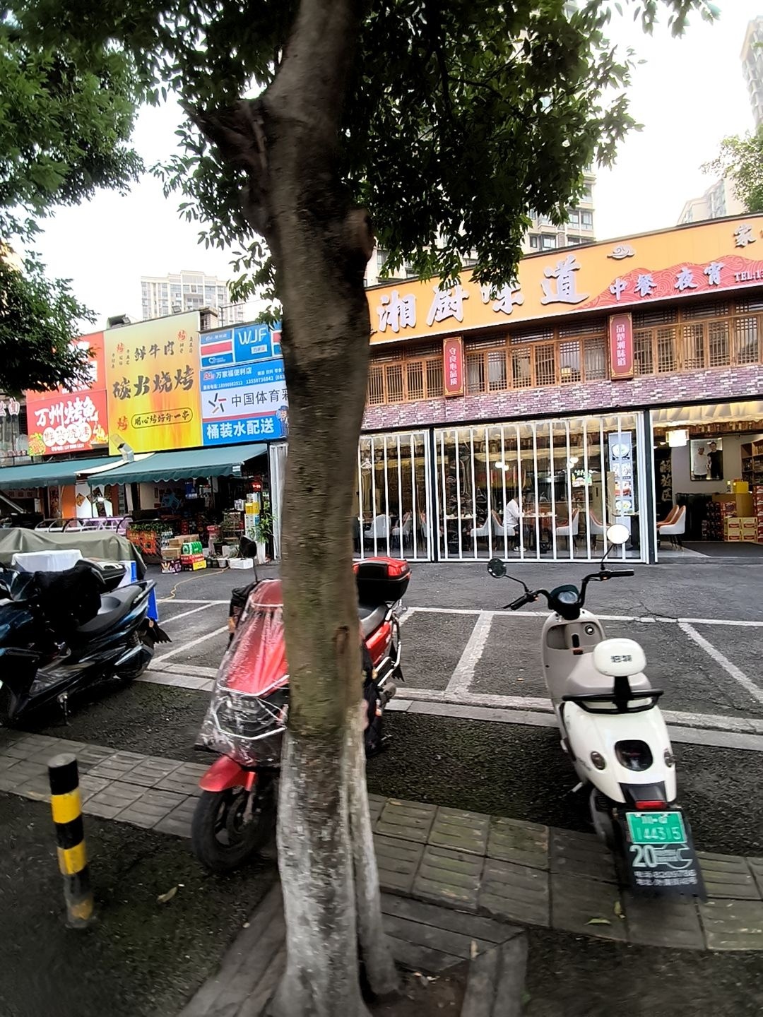 鲜牛肉炭火烧烤