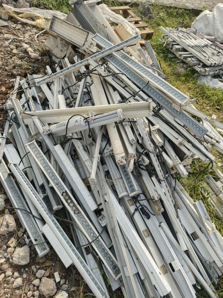 永雄废品回收站