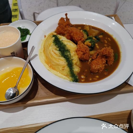 椥辻料理·咖喱蛋包饭专门店(南京鼓楼吾悦广场店)