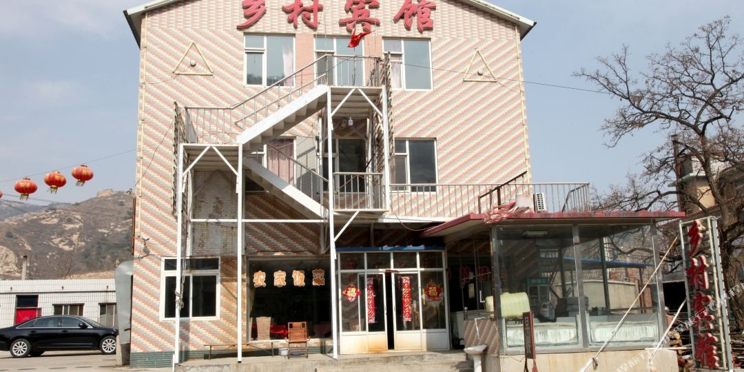 辽宁省锦州市北镇市常兴店镇青岩寺东600米