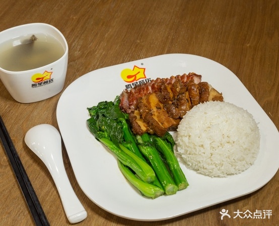 腾星隆江猪脚饭(时代·山湖海店)