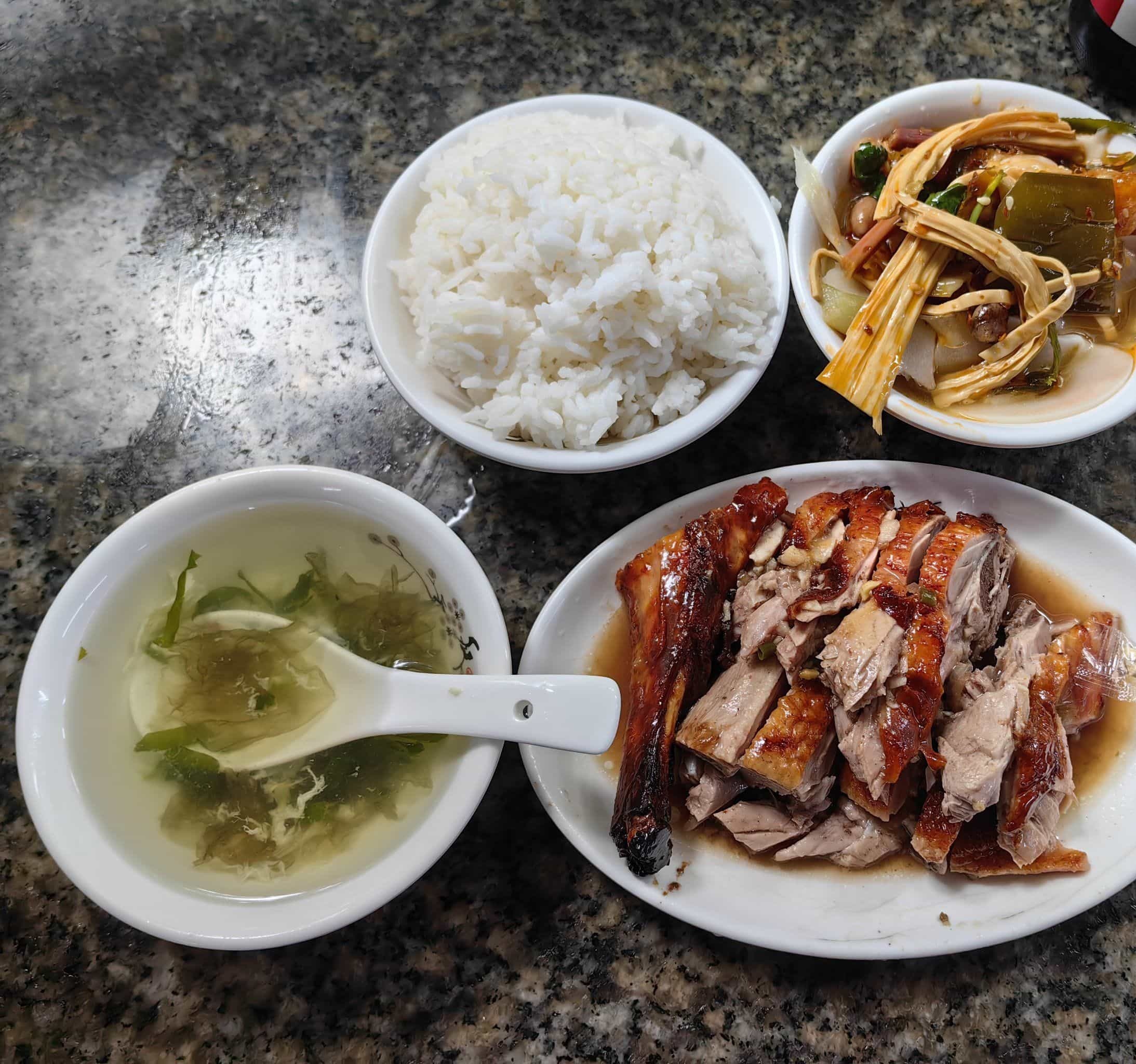 月华文昌鸡饭店(中旅商贸大厦店)