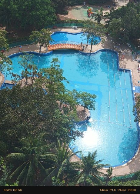 洋浦浦馨苑小区游泳池