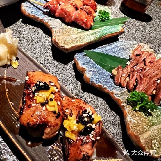 KARA YAKI modern izakaya 现代居酒屋