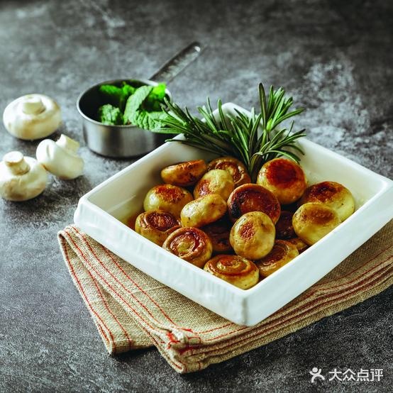 安格斯厚切牛排ROSMARINO(万象城沈阳青年大街点)